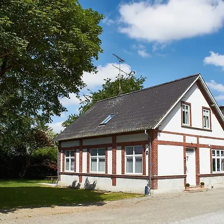 Guest house Nora Gamle Skole Bed & Kitchen