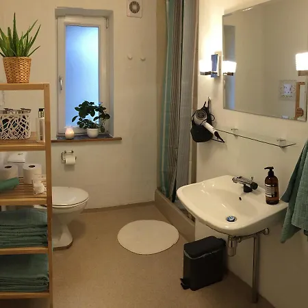 Nora Gamle Skole Bed & Kitchen 2*