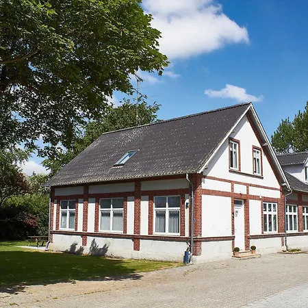 Nora Gamle Skole Bed & Kitchen 2*