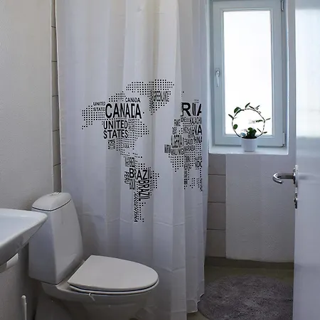 Nora Gamle Skole Bed & Kitchen Guest house 2*
